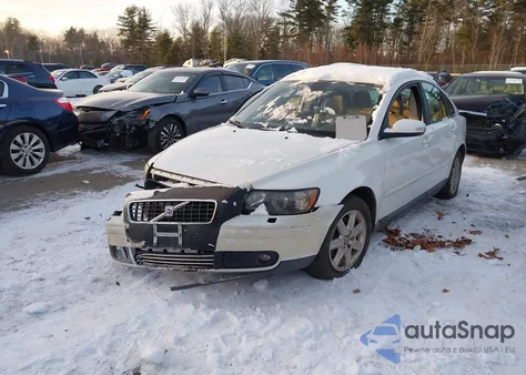 2007 Volvo S40 2.4I из США, поврежденный, VIN YV1MS390172274591